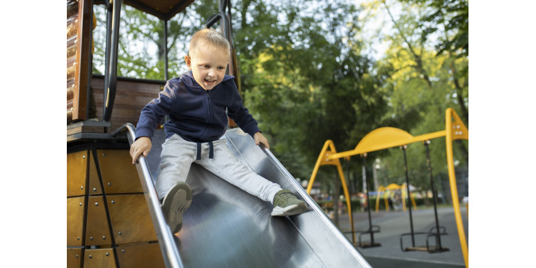 Как выбрать игровой комплекс для детского сада