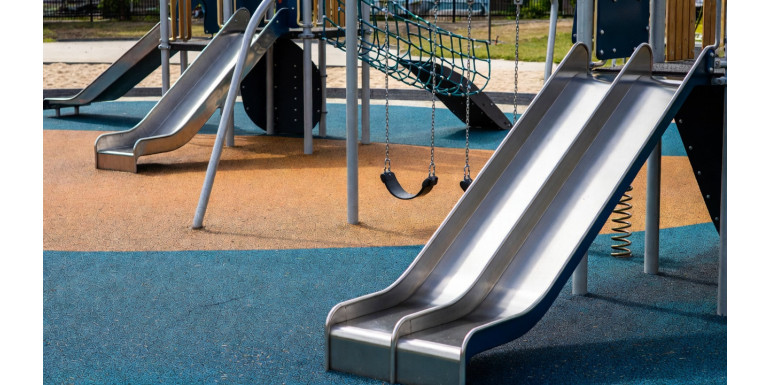 Обслуживание детских площадок: Как продлить срок службы оборудования
